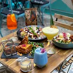 Quiet Luxury With 2 In The Centre Bb Apartman Budapest